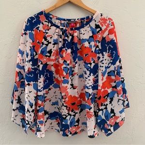 Vince Camuto Oversized Red Blue White Floral Top Size XS